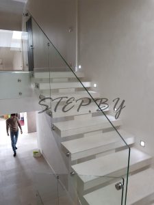 Монолитный косоур