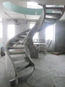 Лестница на тетивах из бетона