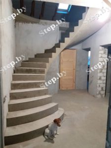 Радиусная монолитная лестница