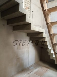 Бетонная лестница Обратная ступень